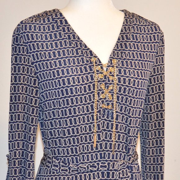 Spense Chain Detail Dress - Picture 4 of 9